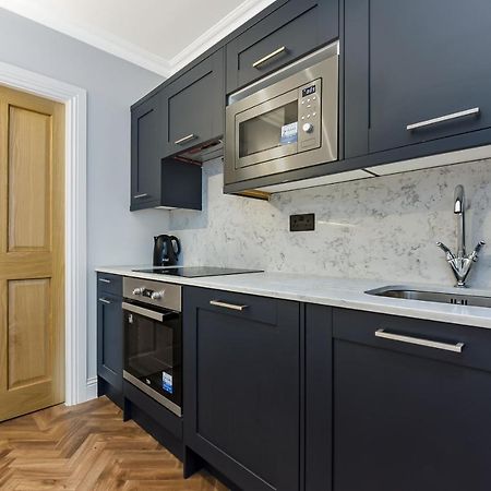 York Studios By Dc London Rooms Esterno foto
