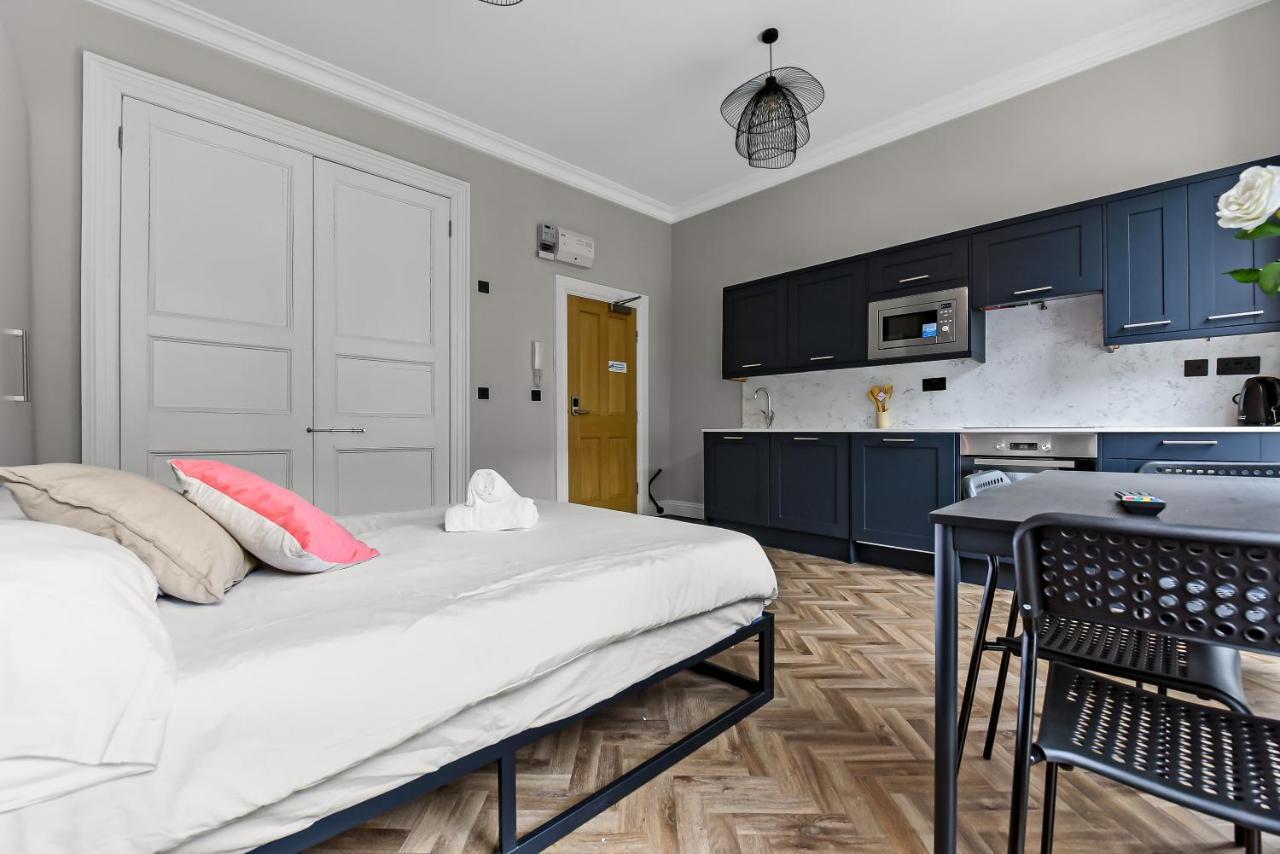 York Studios By Dc London Rooms Esterno foto